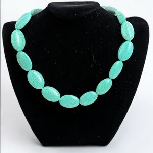Turquoise Oval Flat Stone Bead Choker Necklace